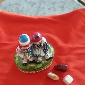 Ring box